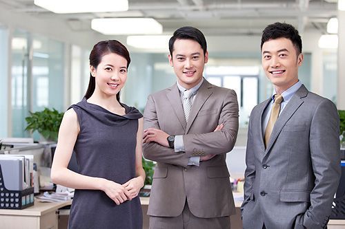 靠譜的獵頭公司能幫助企業規避哪些風險？